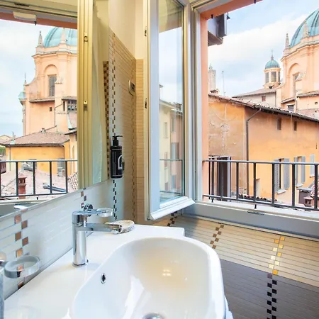 Urbanicooh Asinelli - Balcony On Piazza Maggiore Appartement *