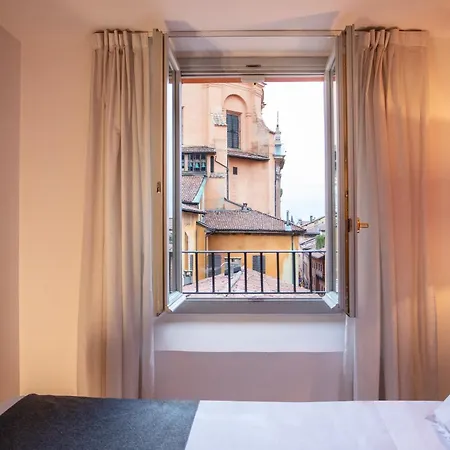 Urbanicooh Asinelli - Balcony On Piazza Maggiore Appartement