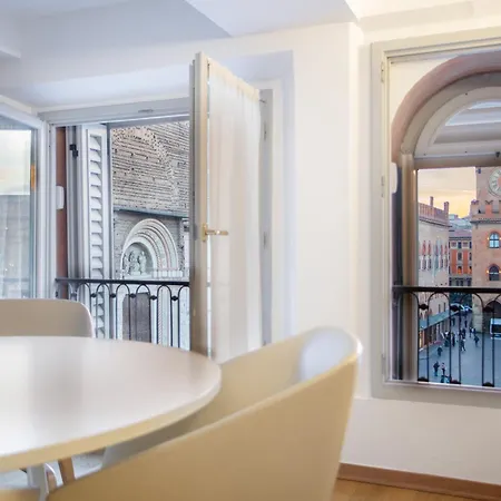 Urbanicooh Asinelli - Balcony On Piazza Maggiore Μπολόνια